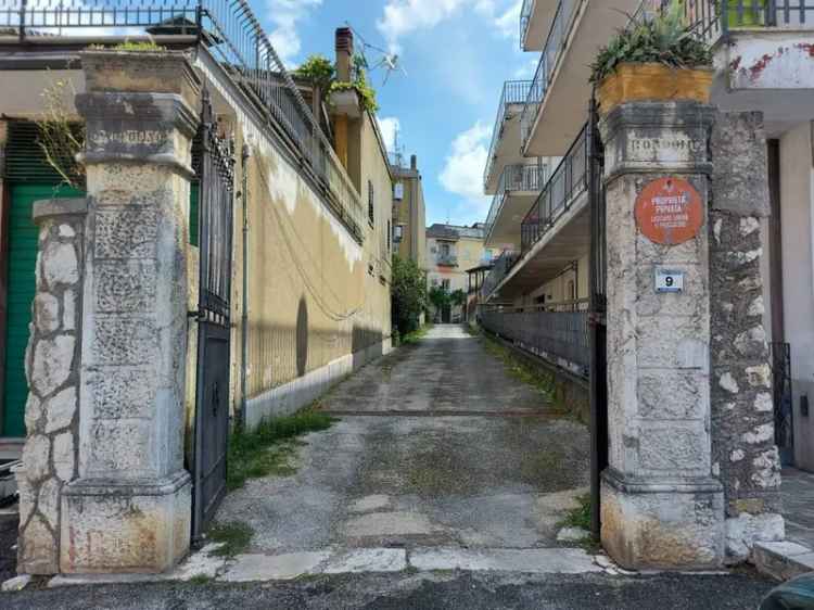 Trilocale piazza Casaburi, 1, Centro, Cervaro