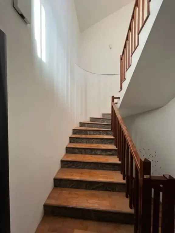 Villa in Viale Europa 66, Chieti, 11 locali, 6 bagni, giardino privato