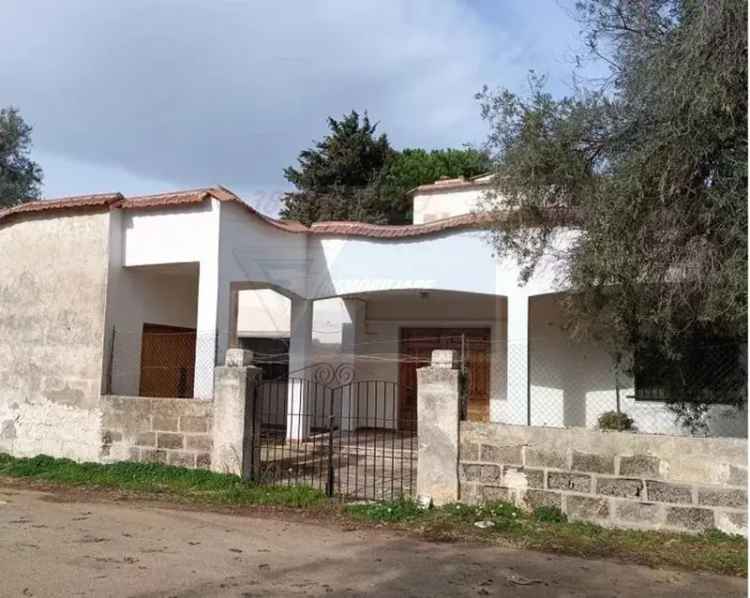 Villa in Via Ognina, Siracusa, 8 locali, aria condizionata in vendita