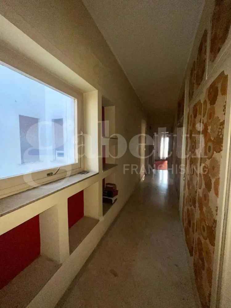 Appartamento in Via Del Granatiere, 9, Palermo (PA)