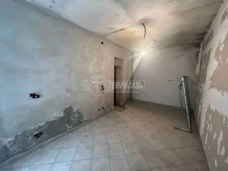 Casa Indipendente in vendita a Pennapiedimonte via Fontana 12