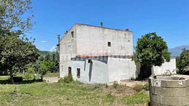 Villa unifamiliare via Cantalupi, Dugenta