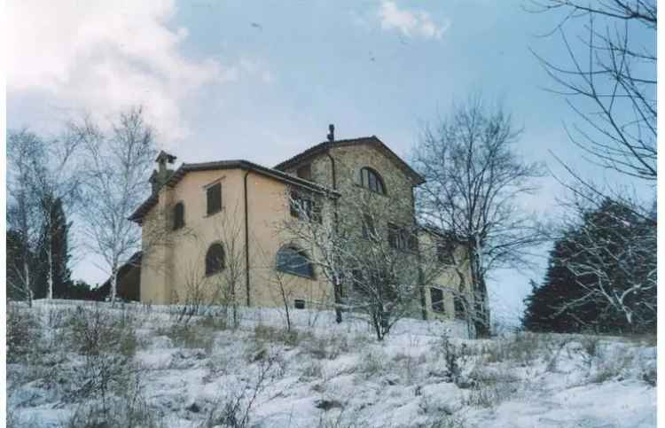 Rustico/Casale in vendita a Fossato di Vico