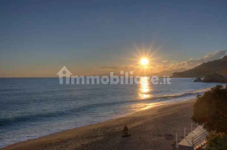 Trilocale via Aurelia, Varigotti, Finale Ligure