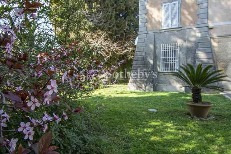 Romantica villa sulle colline tra Pisa e Lucca