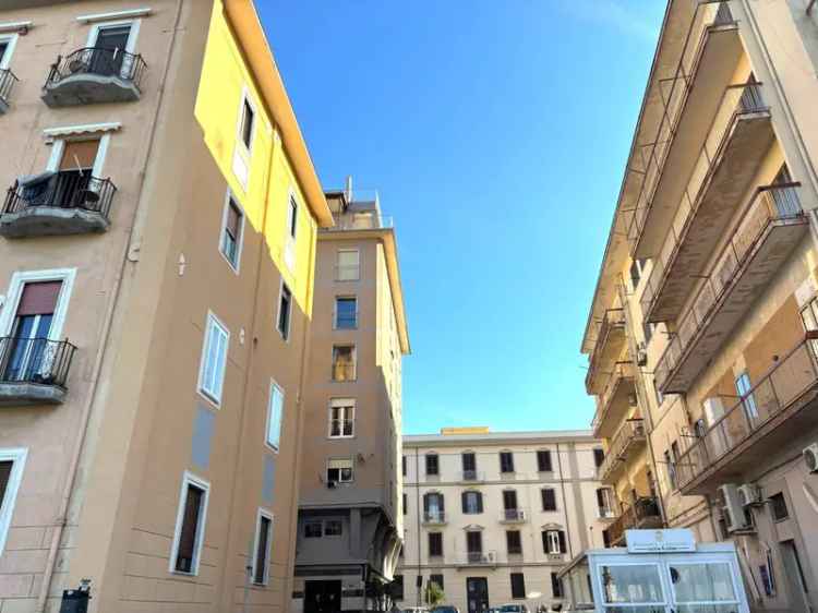 Quadrilocale corso Alcide De Gasperi, Centro, Castellammare di Stabia