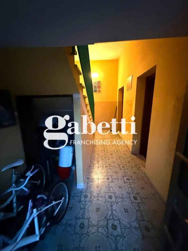 Appartamento in Via Chioggia, Ardea (RM)