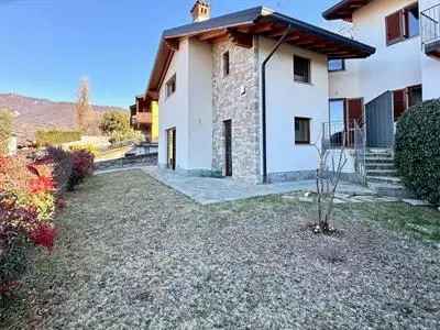 Villa in affitto Ponteranica 310 mq 6 locali giardino