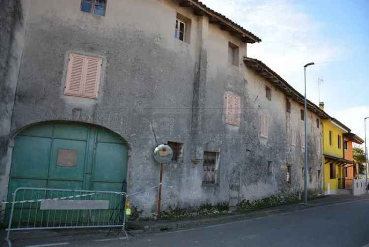 Casale via Liberazione 17, Ontagnano, Gonars