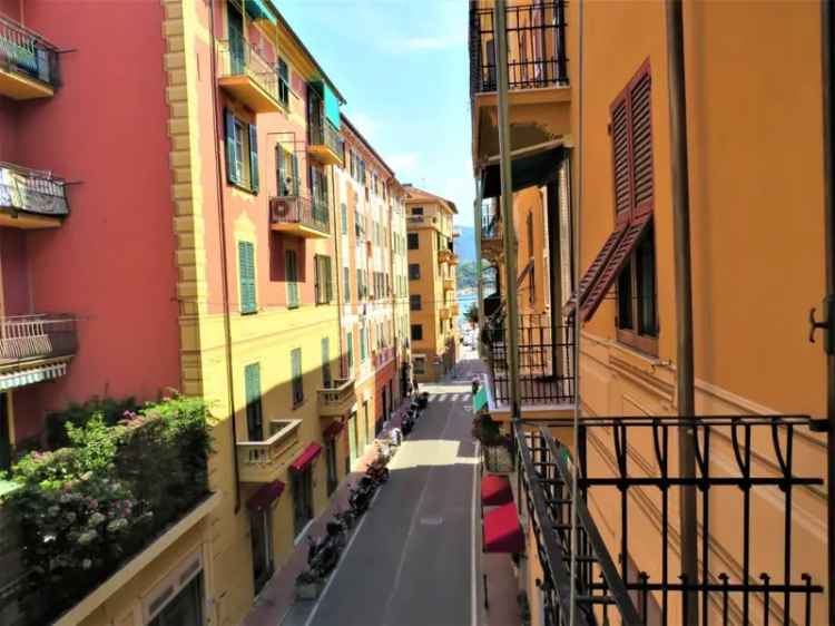 Appartamento in Via maragliano, Santa Margherita Ligure, 8 locali