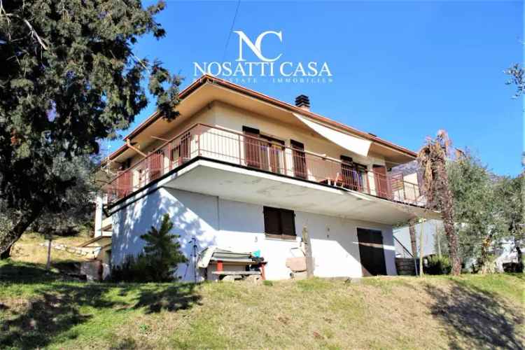 Villa unifamiliare, da ristrutturare, 200 m², Toscolano Maderno, Toscolano-Maderno