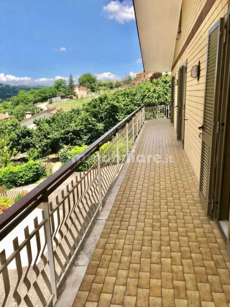 Villa unifamiliare, buono stato, 504 m², Manocalzati