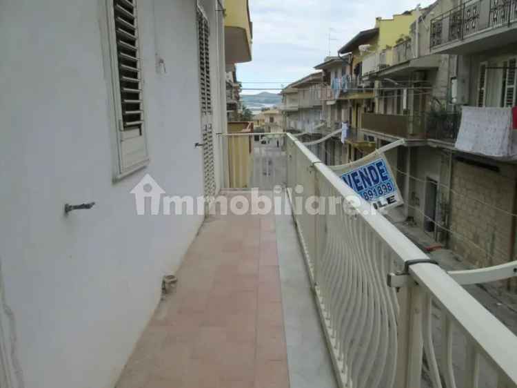 Villa unifamiliare via Vincenzo Lo Monaco, Centro, Licata