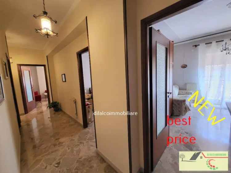 Appartamento in Via mazzini, Agrigento, 7 locali, 140 m², 2° piano