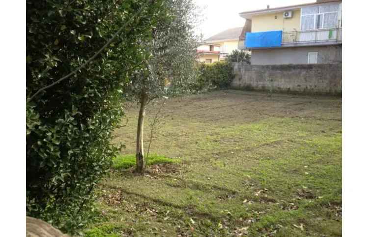 Terreno Edificabile Residenziale in vendita a Melito di Napoli, Via Mahatma Gandhi 9