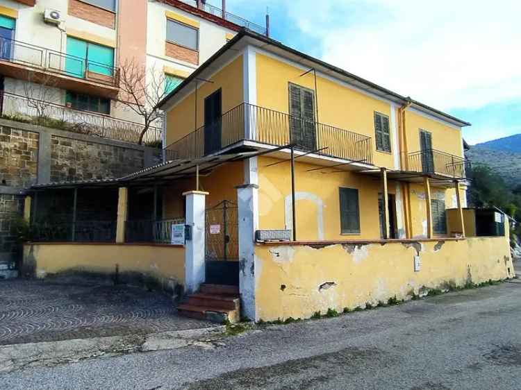 Terratetto unifamiliare via Madonna delle Grazie 13, Centro, Villa Santa Lucia