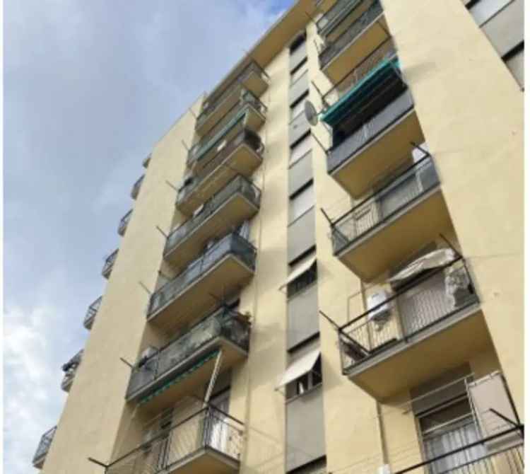 Appartamento in Via Bordighera 37, Genova, 5 locali, 1 bagno, 112 m²