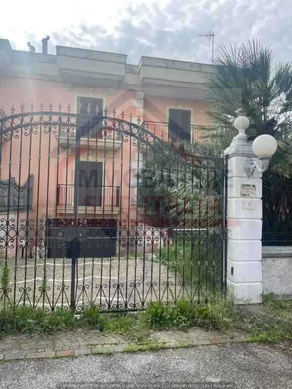 Villa in Via rannola, Giugliano in Campania, 4 locali, 3 bagni, 300 m²