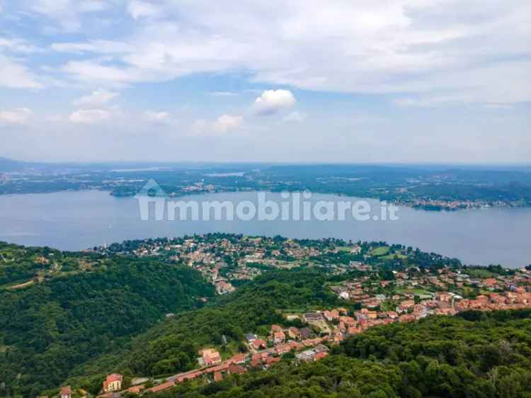 Villa bifamiliare via Bellavista, San Salvatore, Massino Visconti