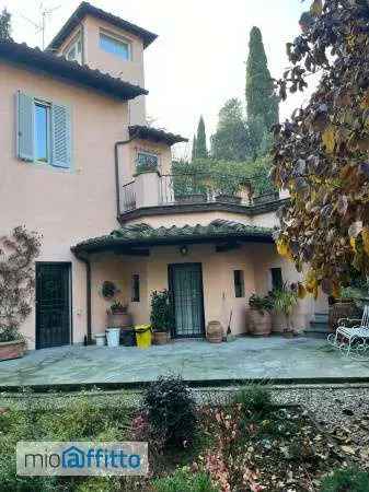 Villa In Affitto in Firenze, Toscana