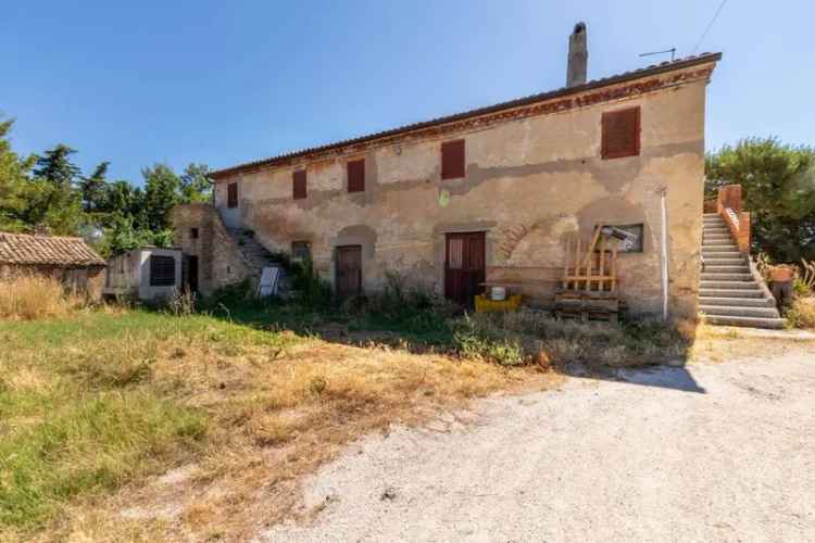 Terratetto unifamiliare Contrada Asola, Civitanova Alta, Civitanova Marche