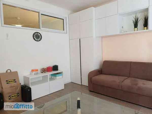 Appartamento In Affitto in 18, Corte Morgese, Bari, Puglia