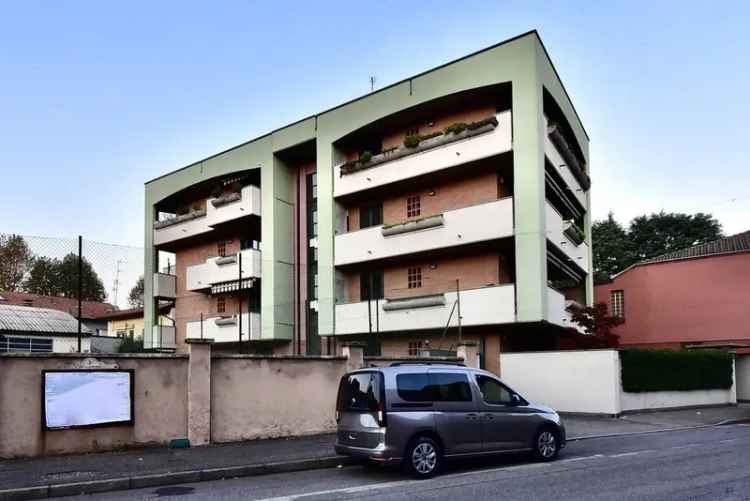 Appartamento in Via Monza, 3, Varedo (MB)