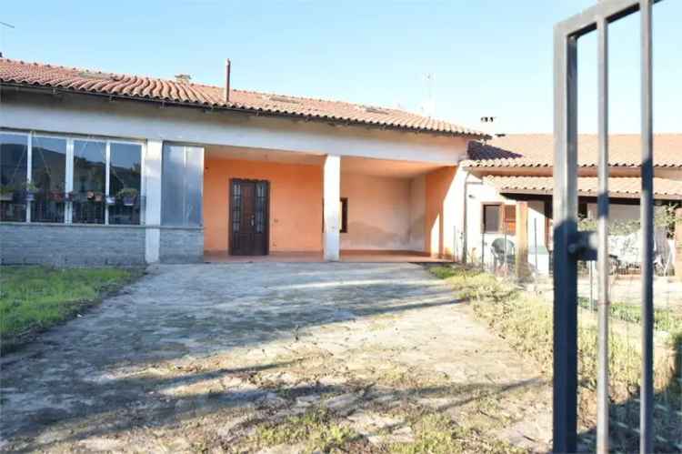 Appartamento in Via ortana 20, Vitorchiano, 5 locali, 100 m²