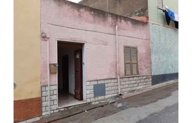 Casa indipendente in vendita a Sorso, Via Ludovico Ariosto 7