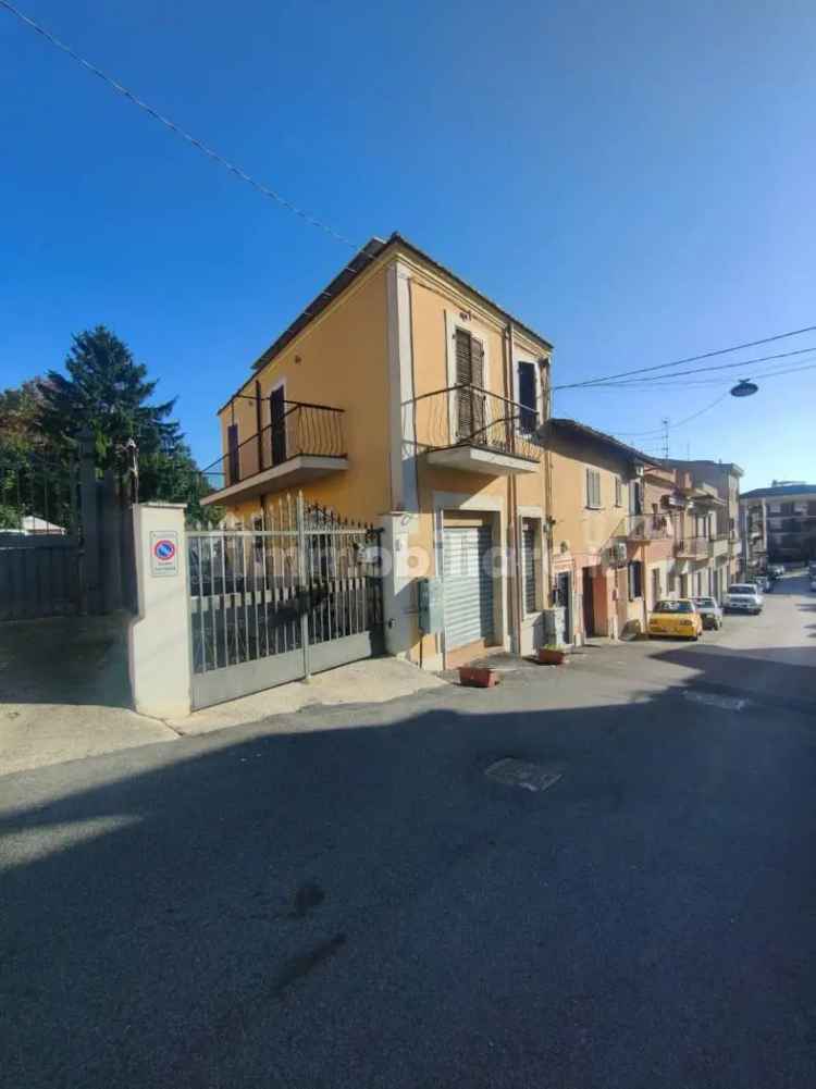 Bilocale via Lombardia, Centro, Genzano di Roma