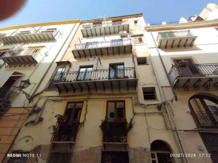 Trilocale via della Vetriera 49, Kalsa, Palermo