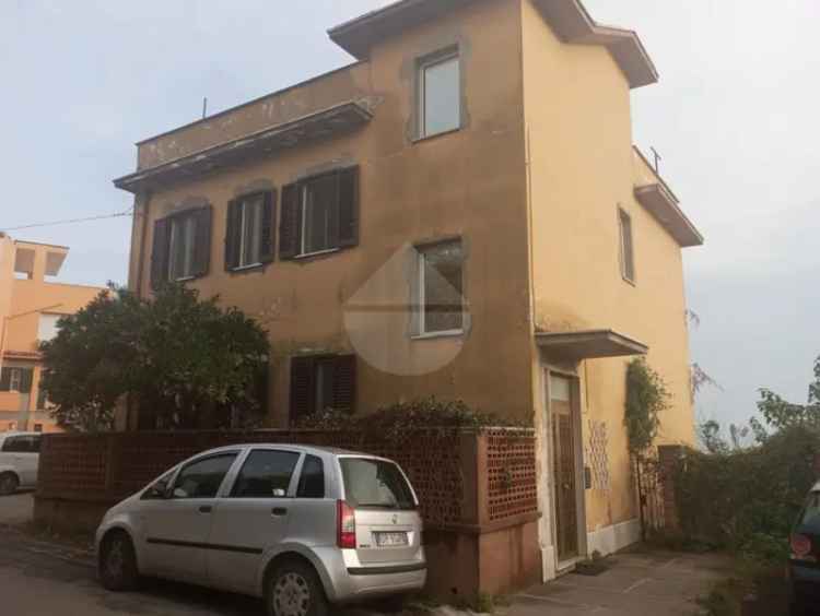 Villa in VIA LIBERATO SALTARELLI, Minturno, 9 locali, 2 bagni, 210 m²