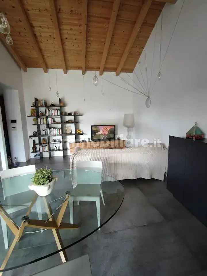 Villa unifamiliare, ottimo stato, 107 m², Centro, Castelnuovo Magra