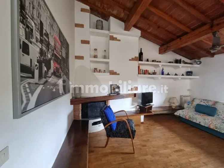 Mansarda buono stato, 60 m², Lungomare, Viareggio