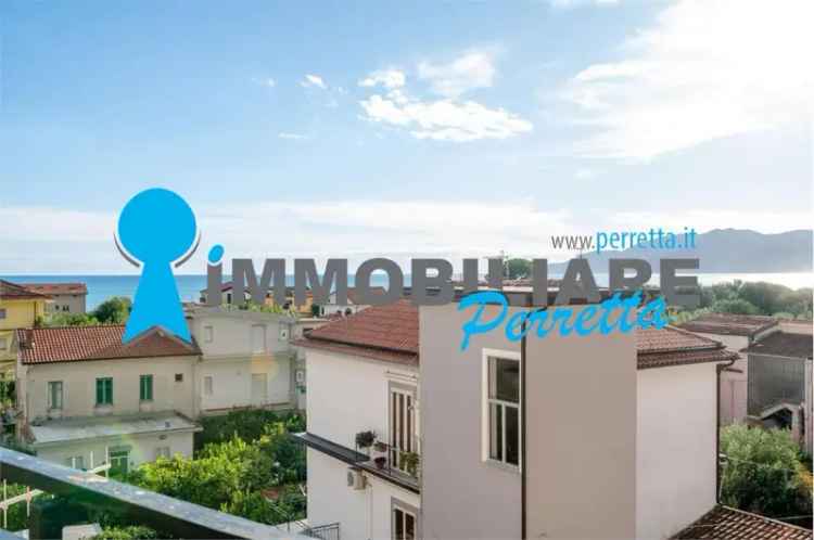 Appartamento in Via Regina Margherita, Vibonati, 6 locali, 111 m²