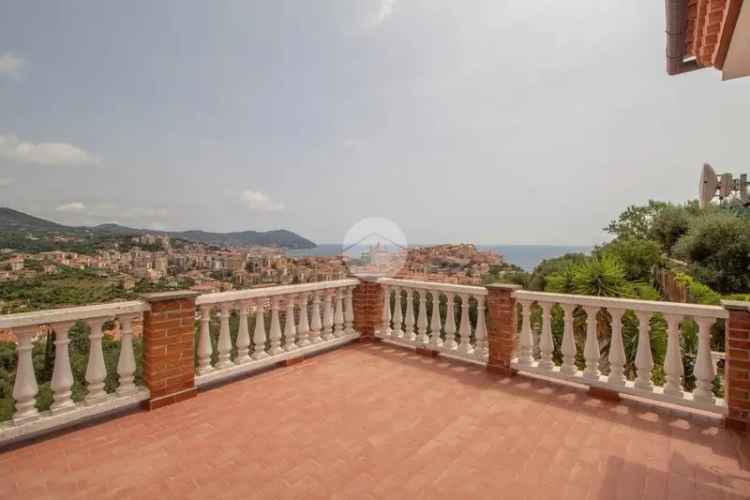 Villa unifamiliare via monte gagliardone 30, Porto Maurizio, Imperia