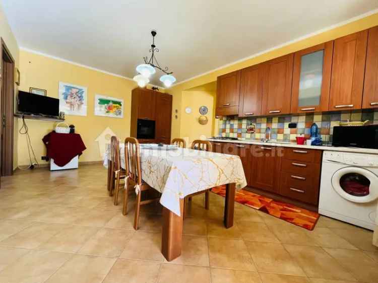 Villa plurifamiliare viale Cefalù 20, Campofelice di Roccella