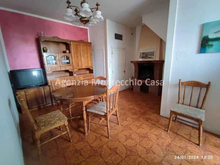 Appartamento in Via Ippolito Nievo, Pesaro, 5 locali, 2 bagni, 108 m²