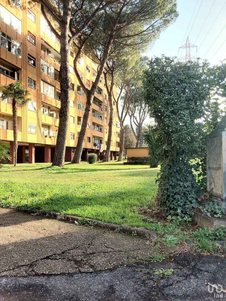 Vendita appartamento 7 locali di 90 m² a Roma (00155) - 135757 - iad