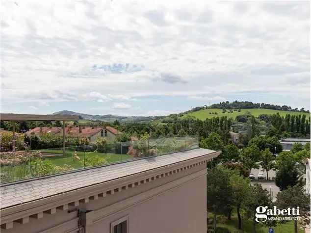 Appartamento in Via Romagna, Gabicce Mare (PU)