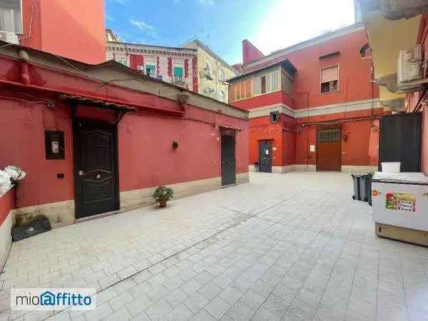 Appartamento In Affitto in Svincolo Napoli centro, Napoli, Campania