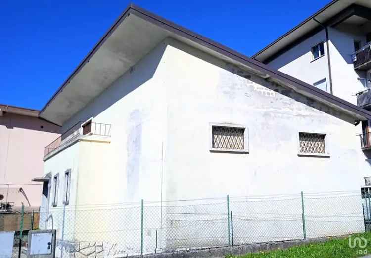 Vendita casa indipendente 2 locali di 180 m² in Mel (32026) - 73106 - iad