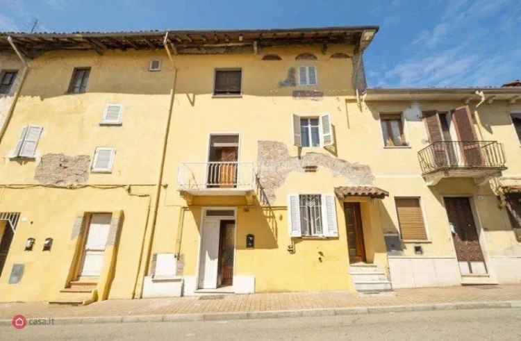 Appartamento in in affitto da privato a Granozzo con Monticello via Granozzo