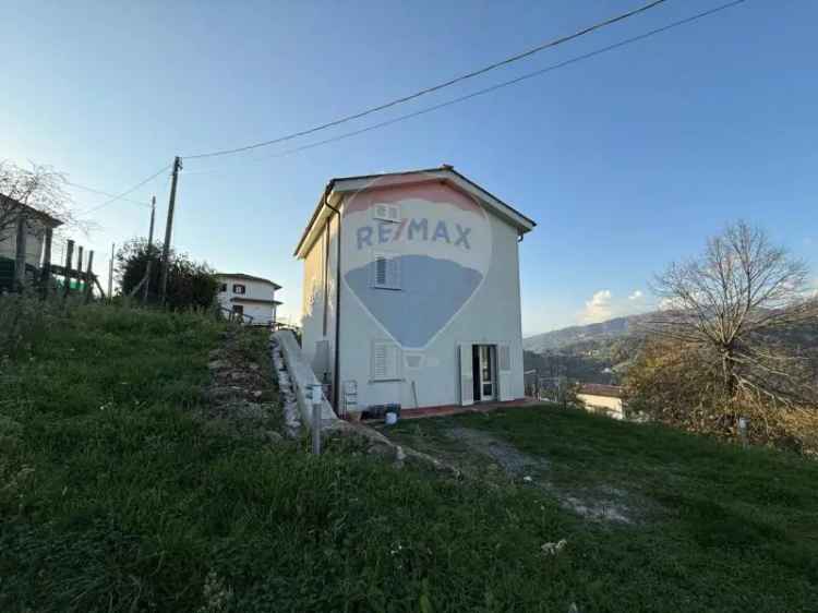 Casa Indipendente in vendita a Coreglia Antelminelli