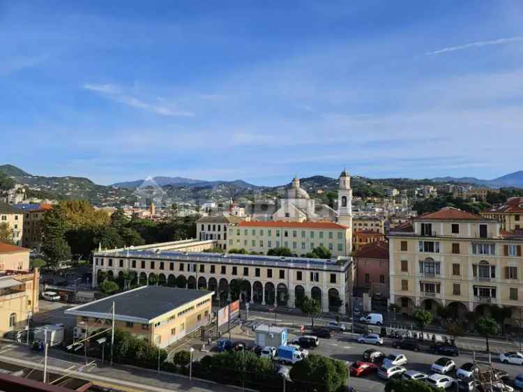 Attico corso Cristoforo Colombo 7, Centro, Chiavari