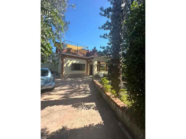 Villa in Via Ferdinando Magellano, Carini, 1 bagno, posto auto, 119 m²