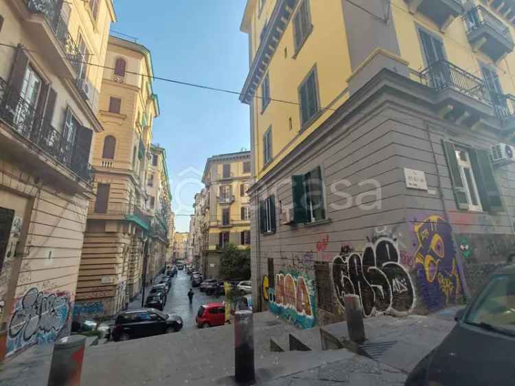 Appartamento in vendita a Napoli via Arte della Lana, 5