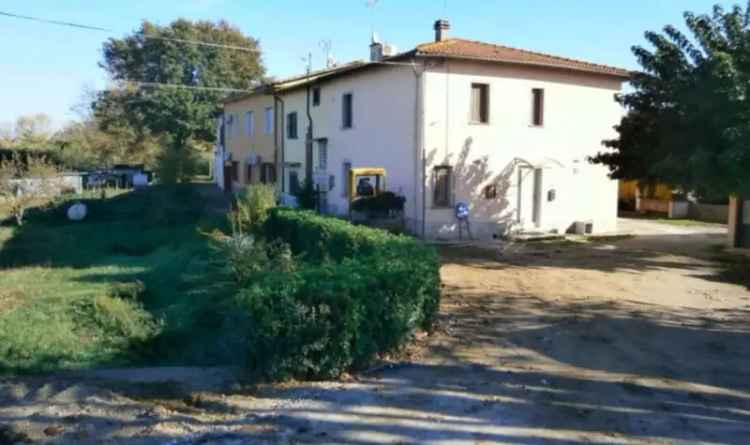 Appartamento in Via Banti, Fucecchio, 6 locali, 95 m² in vendita