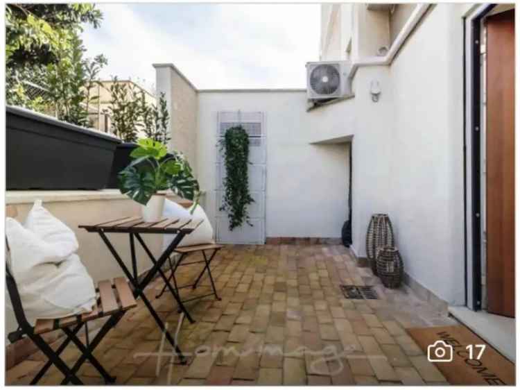 Appartamento in Via Poggio Bustone, Roma, 1 bagno, giardino in comune