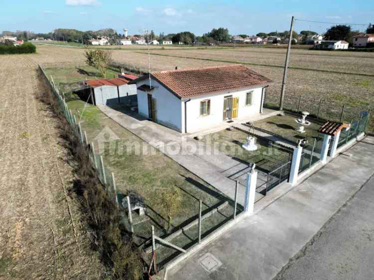 Villa unifamiliare via Sacche 198, Bosco Mesola, Mesola